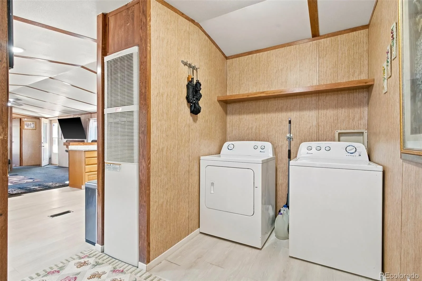 422 Willow Drive Brighton CO 80603 | MLS #REC4480573 06182026202953 1600 14