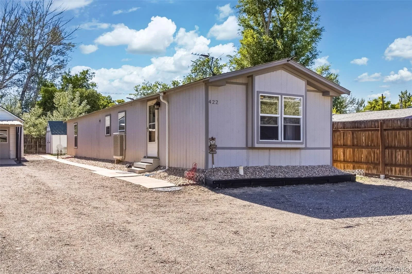 422 Willow Drive Brighton CO 80603 | MLS #REC4480573 06182026202953 1600 2