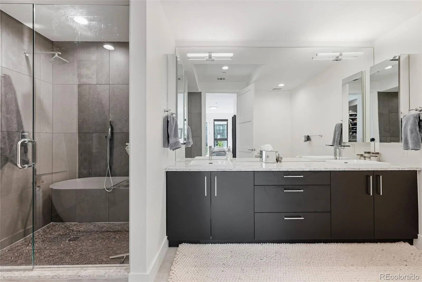 825 Bellaire Street Denver CO 80220 | MLS #REC4481106 08182026170927 1600 28