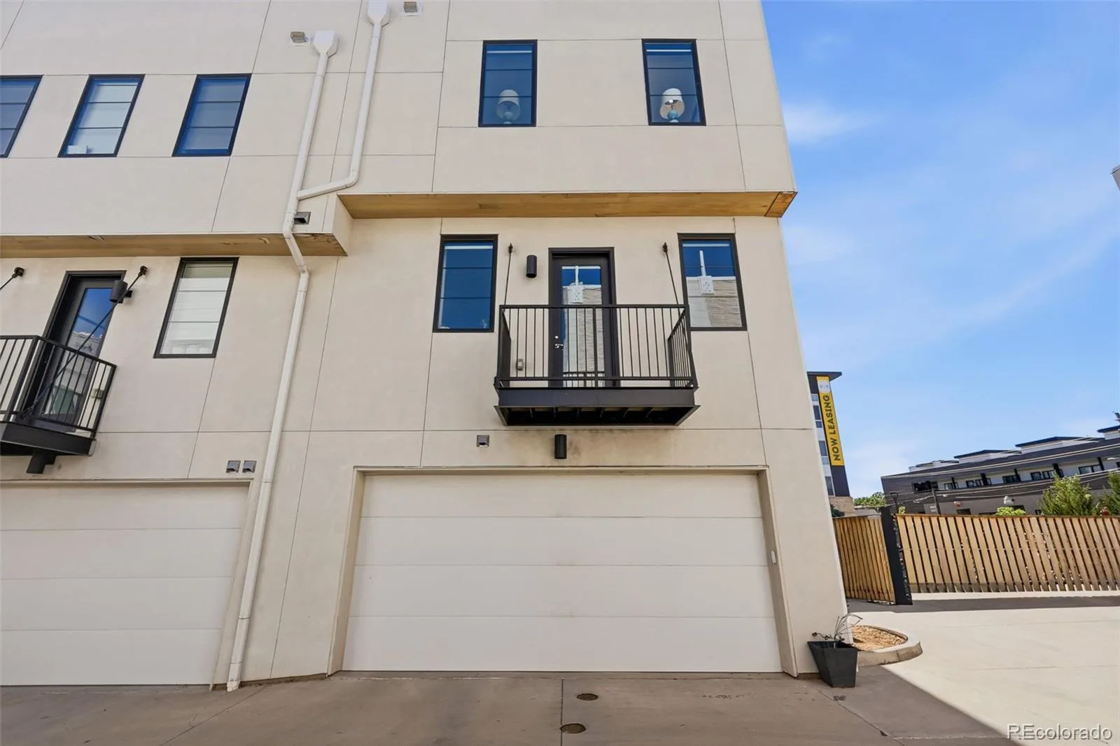 825 Bellaire Street Denver CO 80220 | MLS #REC4481106 08182026170927 1600 41