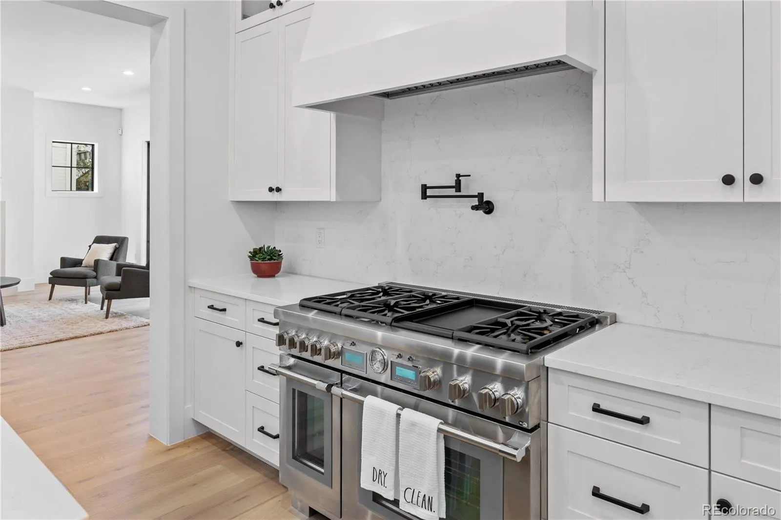 1083 S University S Boulevard Denver CO 80209 MLS #REC4481441 05232026062056 1600 14
