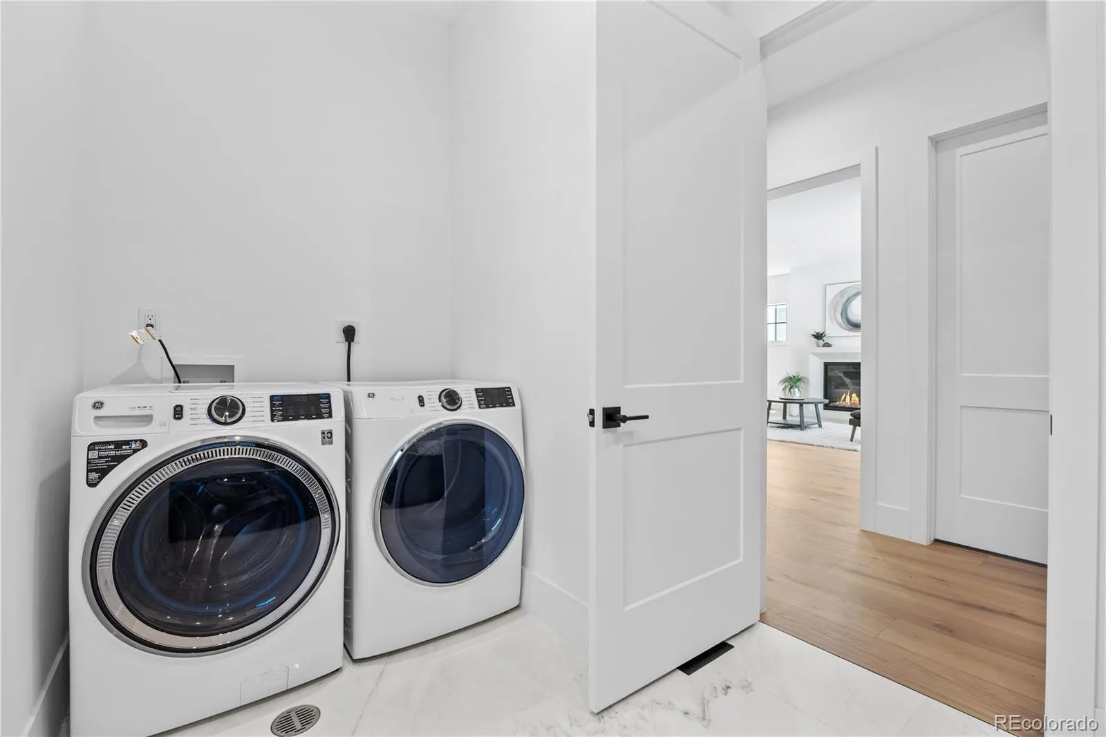 1083 S University S Boulevard Denver CO 80209 MLS #REC4481441 05232026062056 1600 20