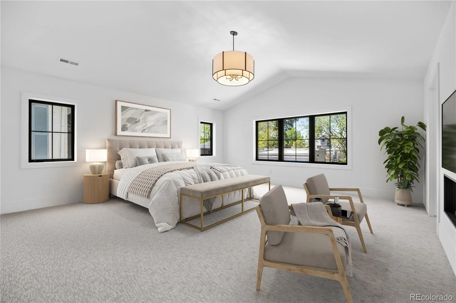1083 S University S Boulevard Denver CO 80209 MLS #REC4481441 05232026062056 1600 22