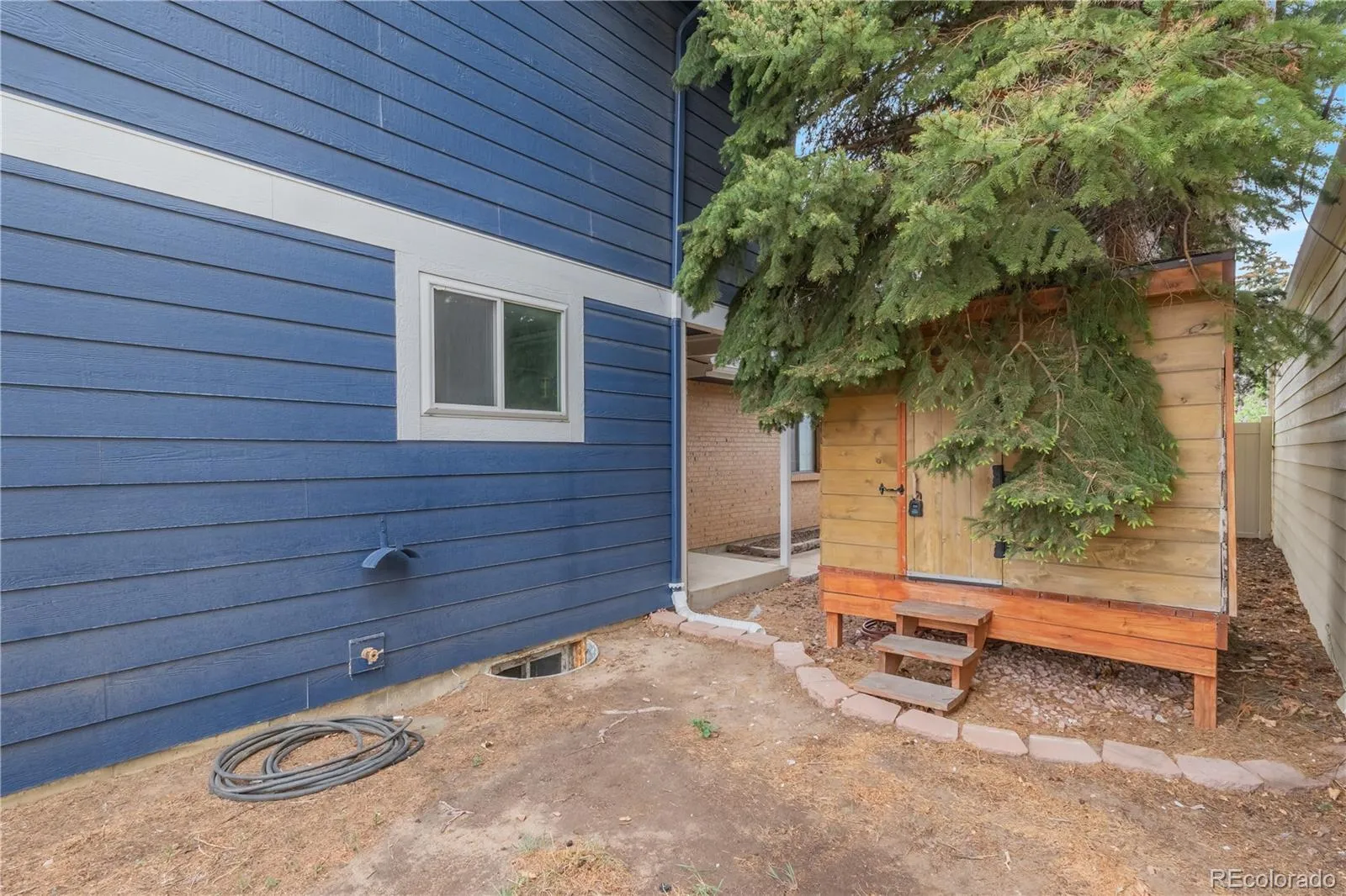3843 S Atchison Way Aurora CO 80014 MLS #REC4481486 05022026061423 1600 24