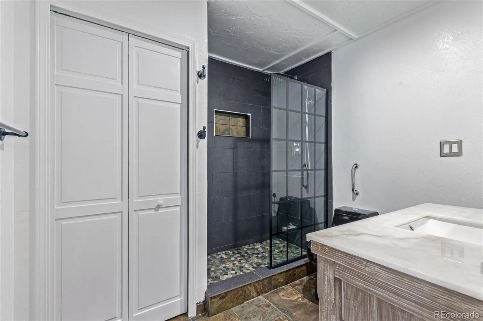 30887 Joanie Road Golden CO 80403 | MLS #REC4482311 06182026140527 1600 18