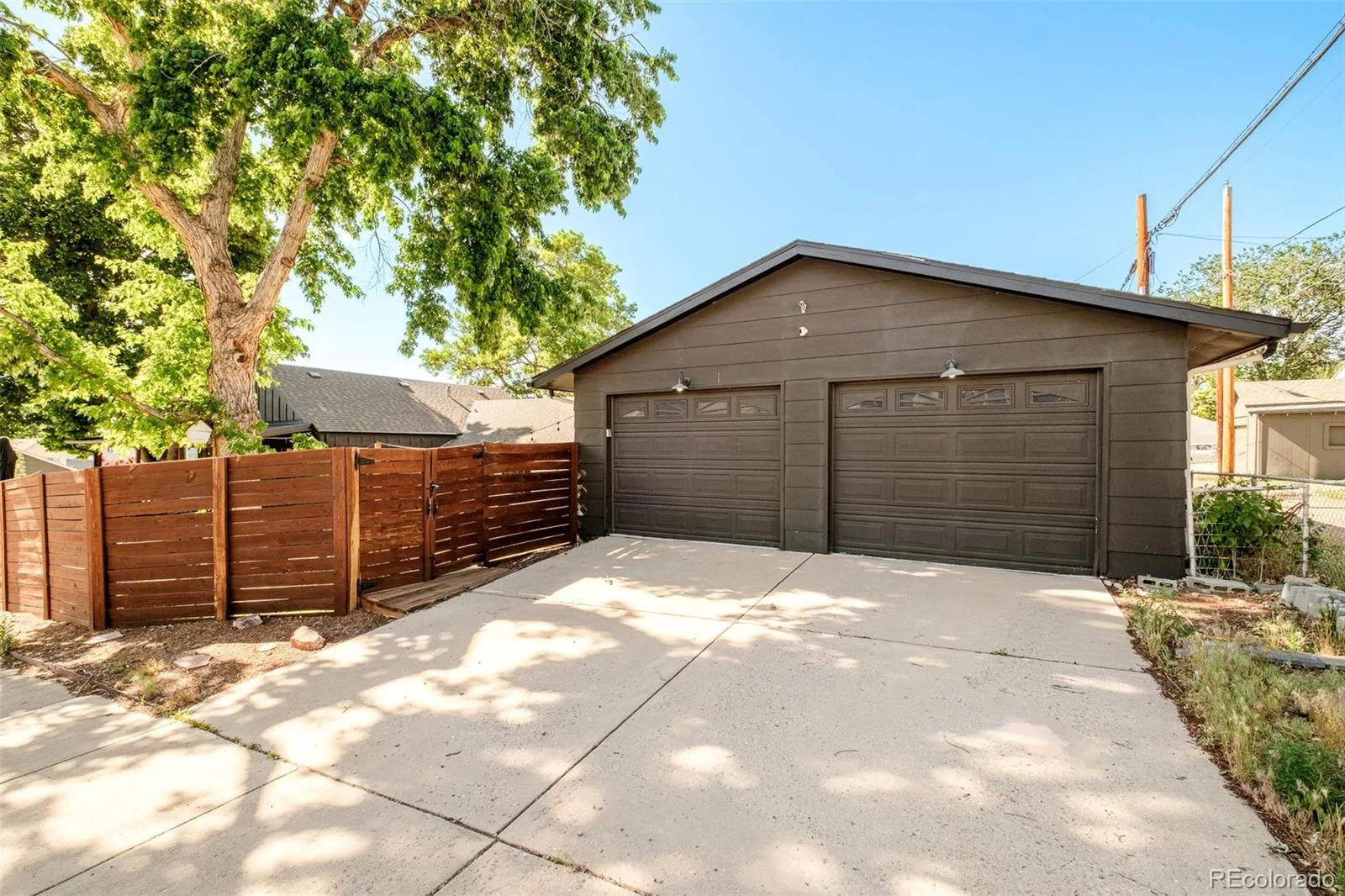 2990 S Sherman Street Englewood CO 80113 MLS #REC4482377 06122026142724 1600 41