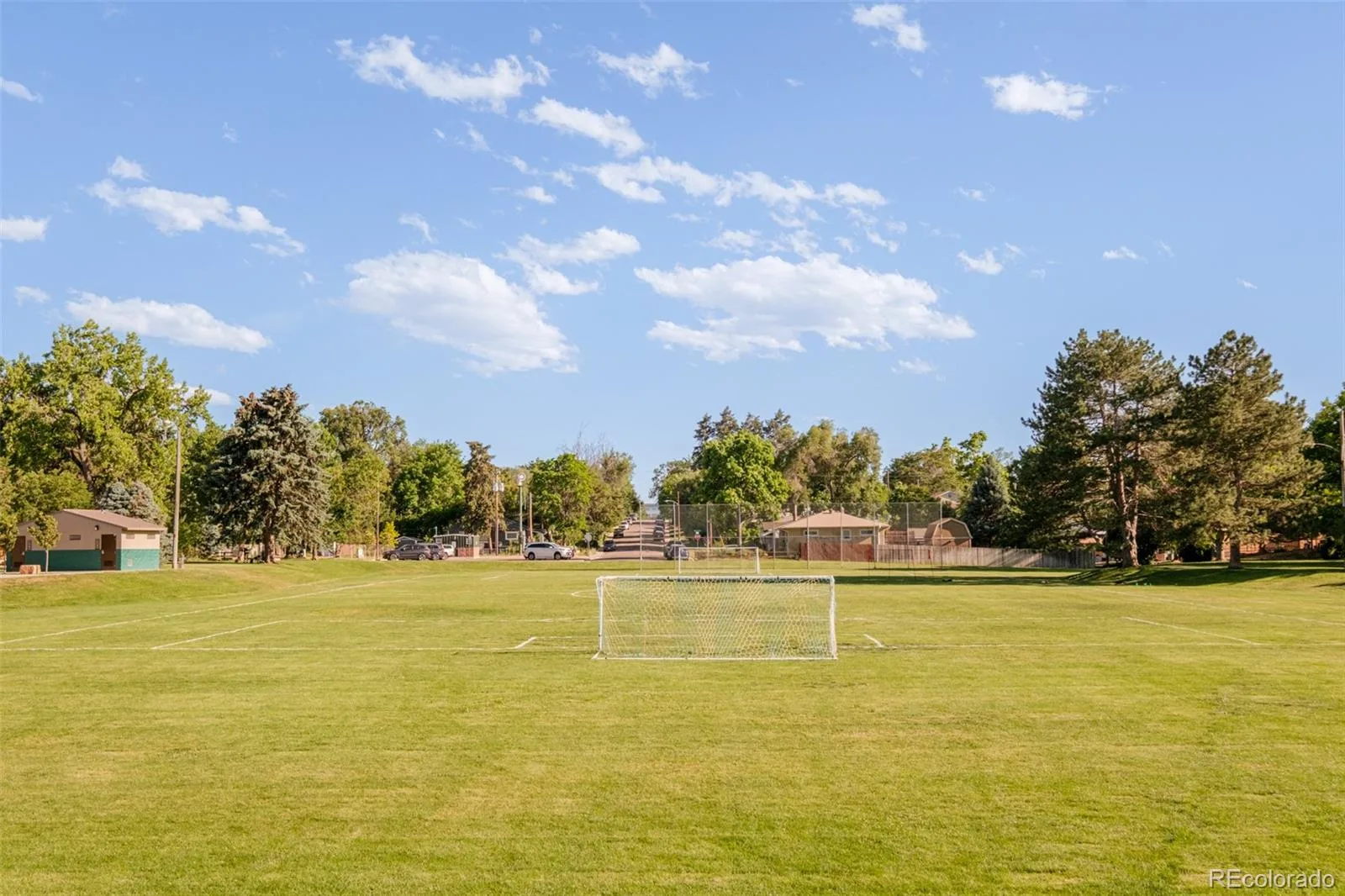 2990 S Sherman Street Englewood CO 80113 MLS #REC4482377 06122026142724 1600 43