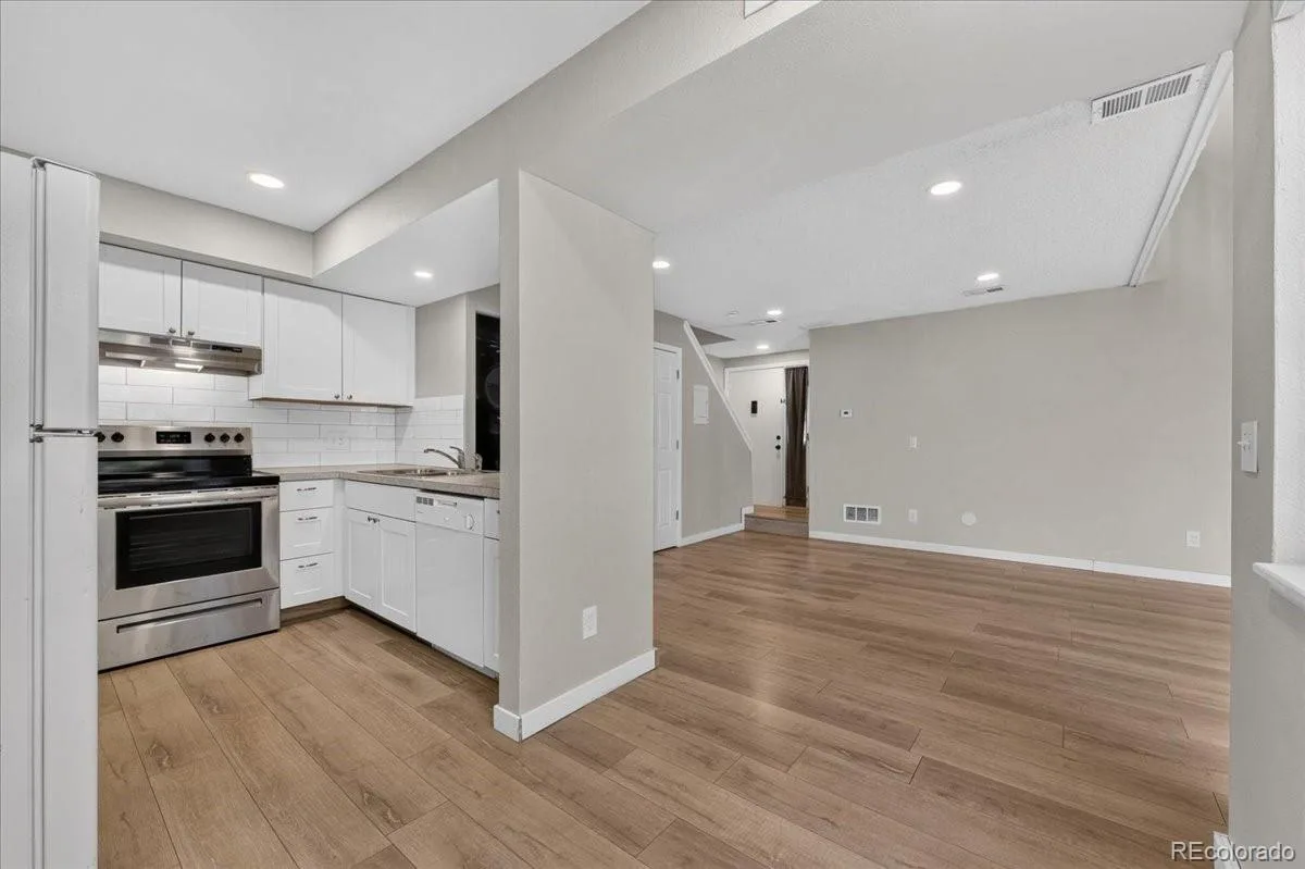 2614 S Xanadu Way #C Aurora CO 80014 | MLS #REC4483071 09232026050519 1200 13