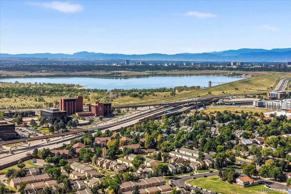 2614 S Xanadu Way #C Aurora CO 80014 | MLS #REC4483071 09232026050519 1200 41