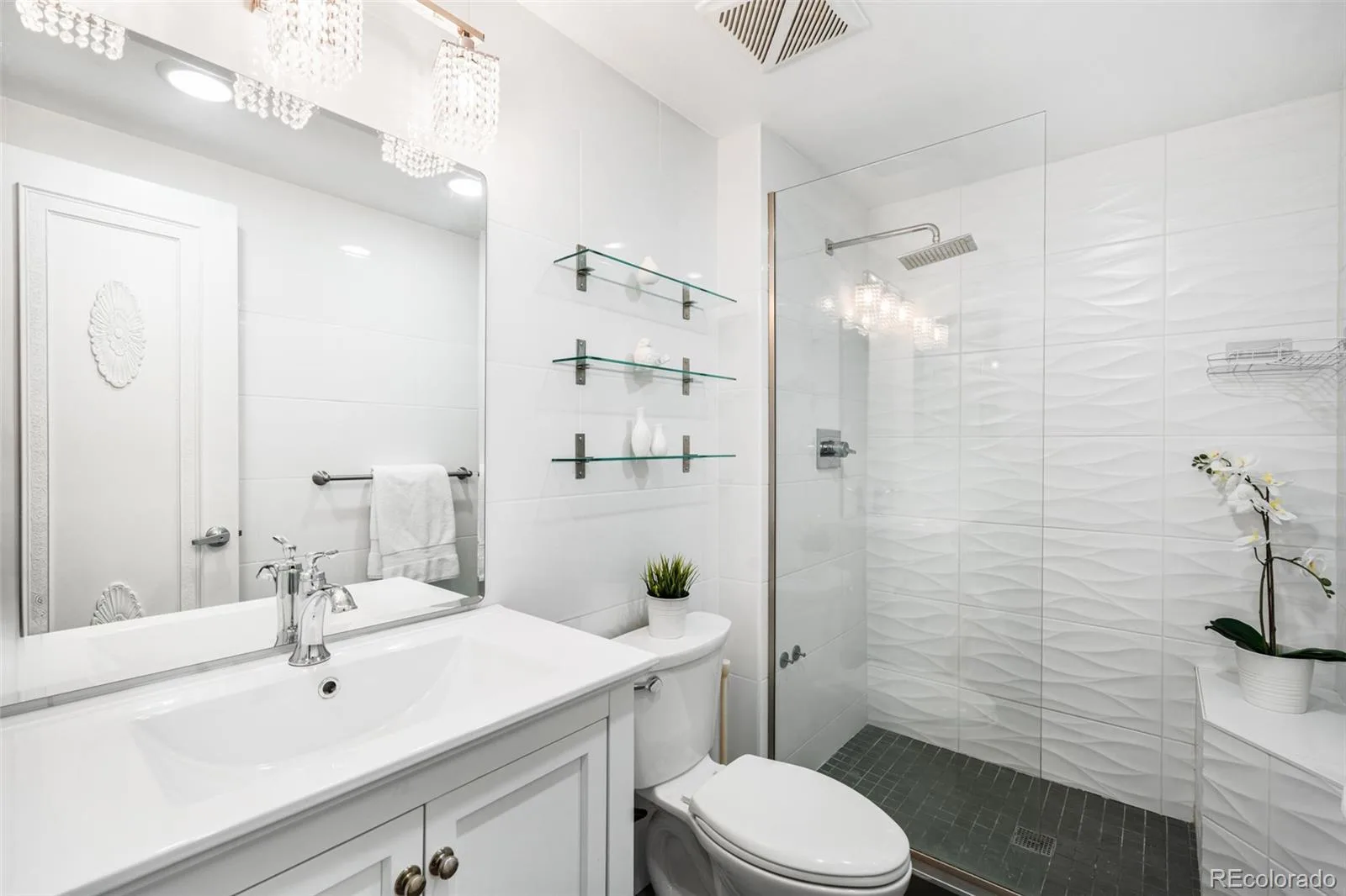 7877 E Mississippi Avenue #1108 Denver CO 80247 MLS #REC4485342 07152026074530 1600 14