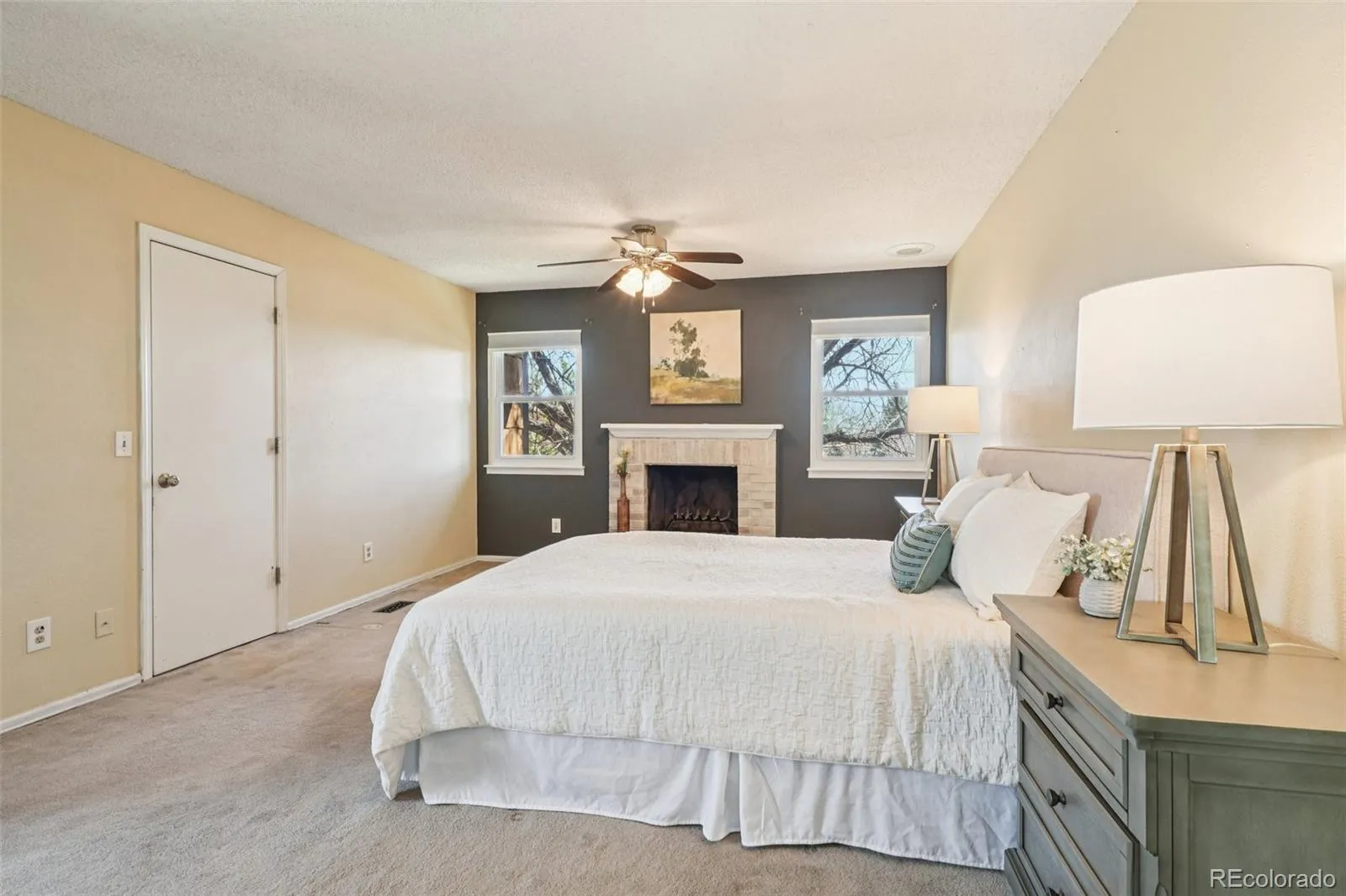 04212026223508 1600 19