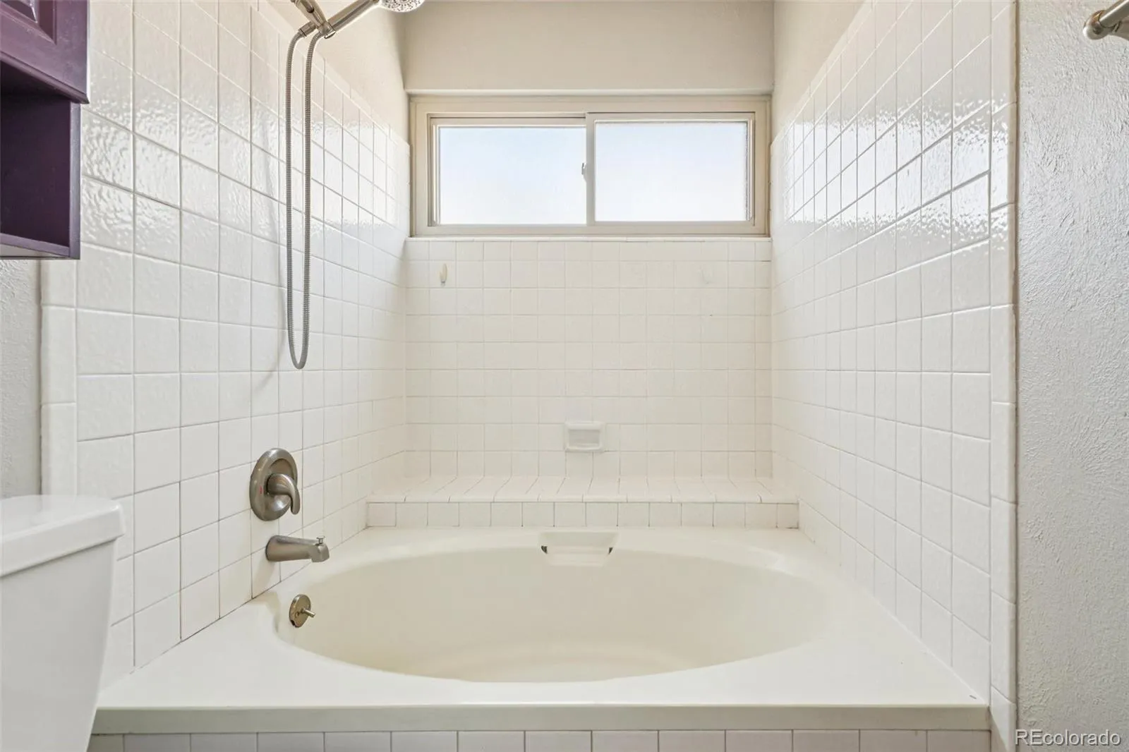 04212026223508 1600 26