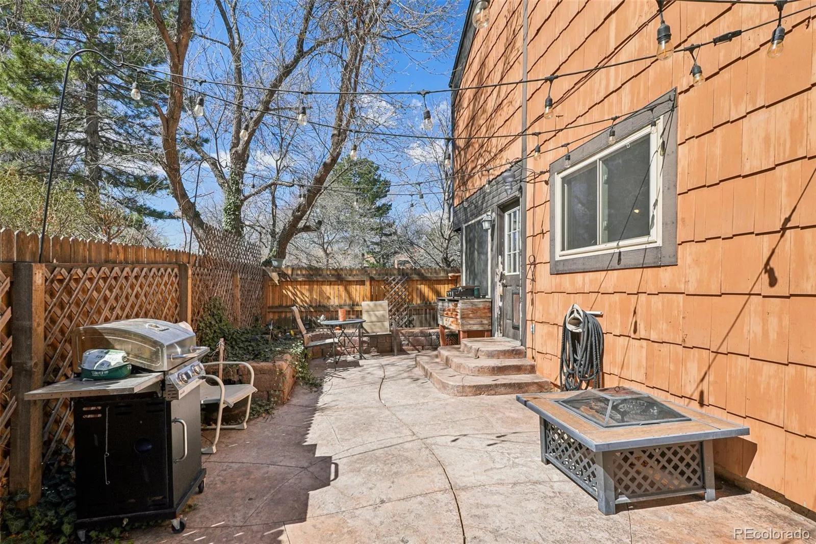 04212026223508 1600 43