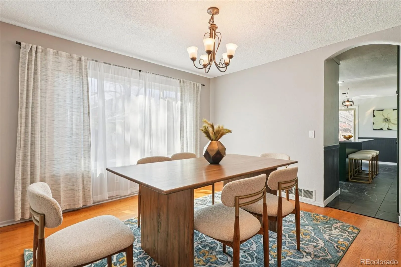 04212026223508 1600 8