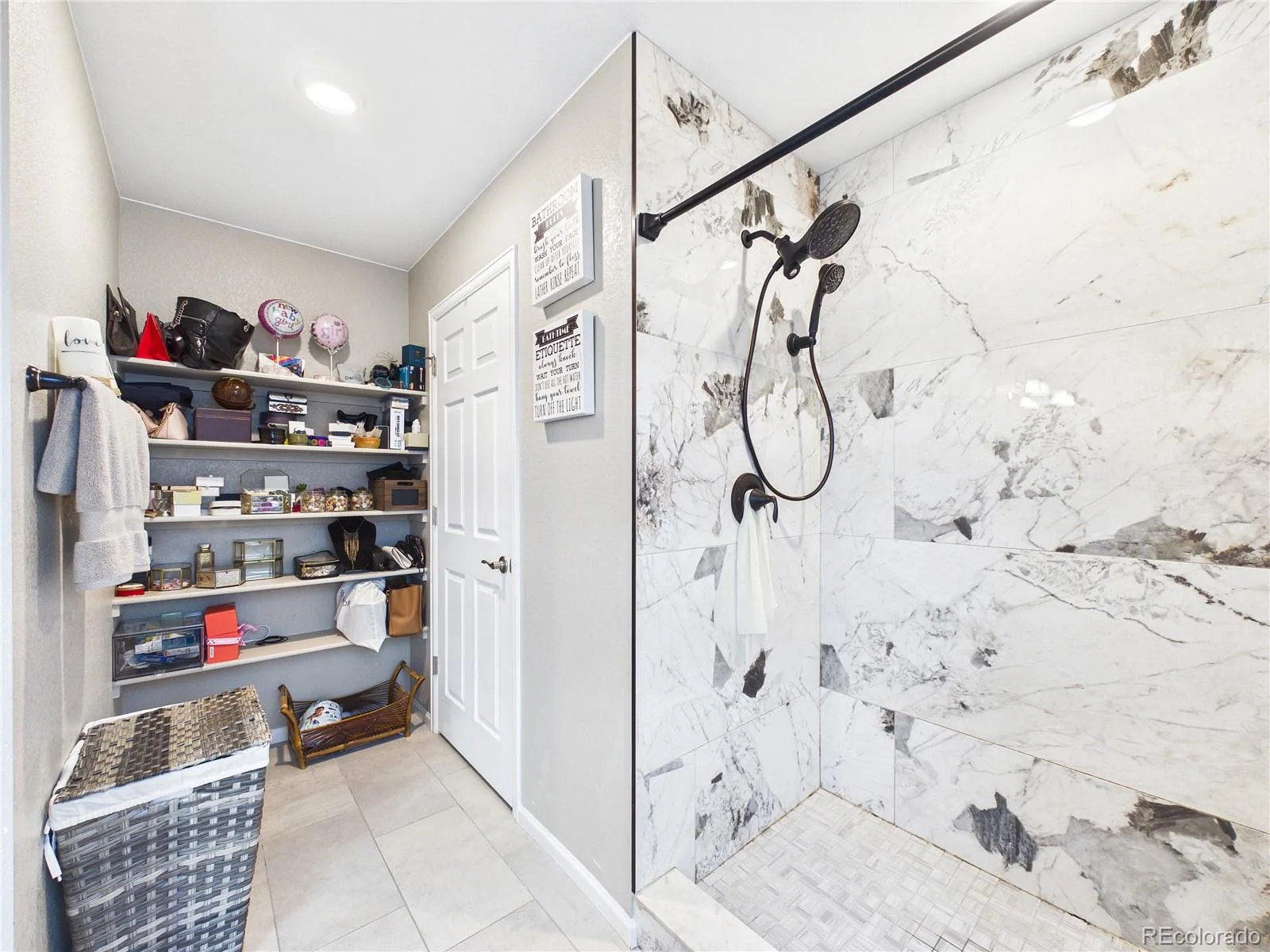 19918 E 62nd Avenue Aurora CO 80019 | MLS #REC4486139 09242026015552 1600 23