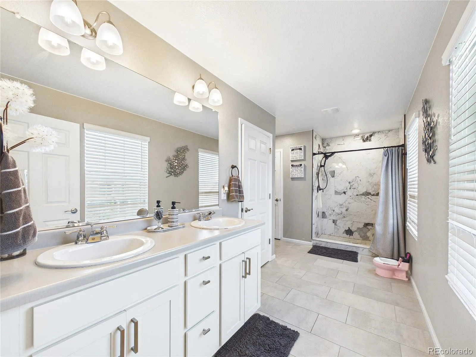19918 E 62nd Avenue Aurora CO 80019 | MLS #REC4486139 09242026015552 1600 24