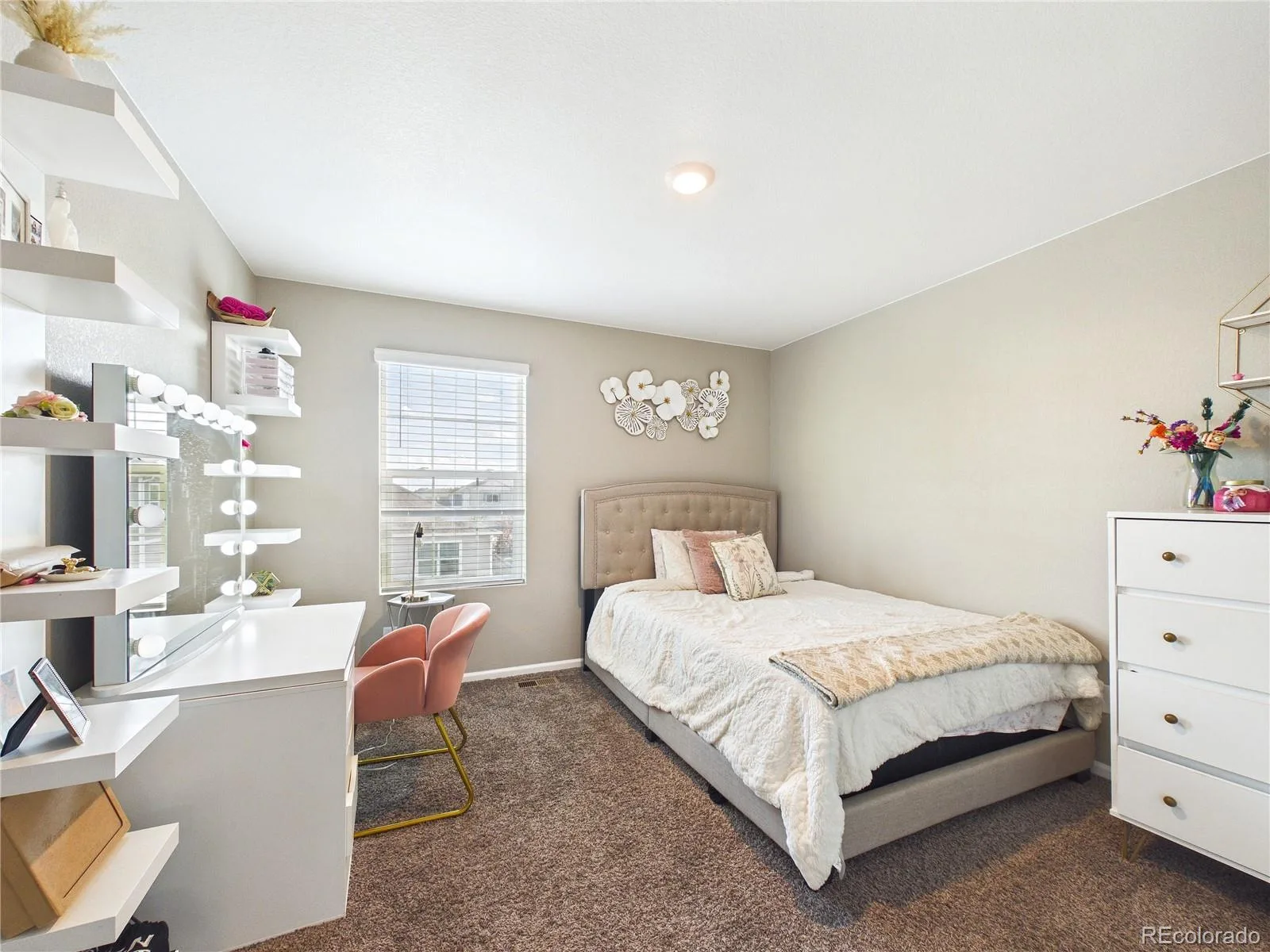 19918 E 62nd Avenue Aurora CO 80019 | MLS #REC4486139 09242026015552 1600 28