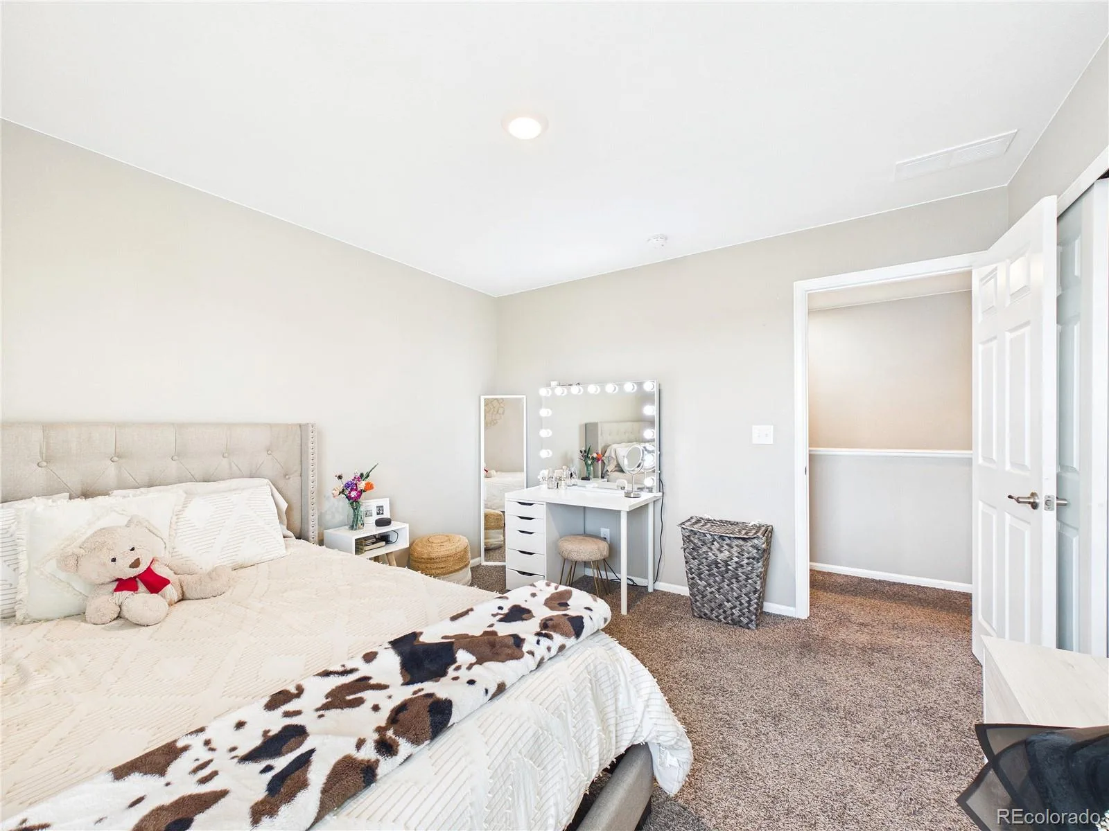 19918 E 62nd Avenue Aurora CO 80019 | MLS #REC4486139 09242026015552 1600 34
