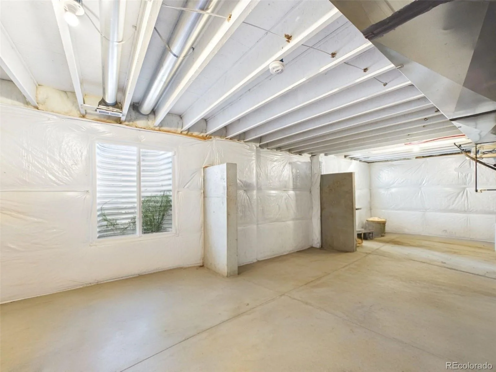 19918 E 62nd Avenue Aurora CO 80019 | MLS #REC4486139 09242026015552 1600 38