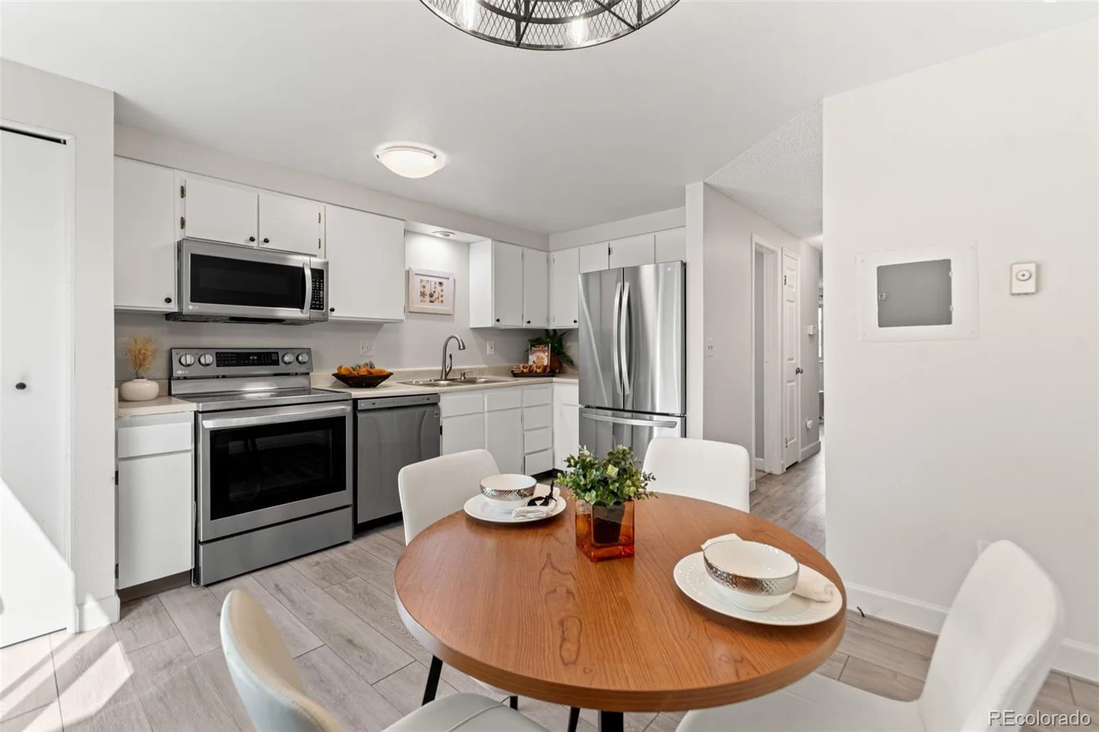 6906 W 48th Avenue Wheat Ridge CO 80033 | MLS #REC4486881 08192026225244 1600 8