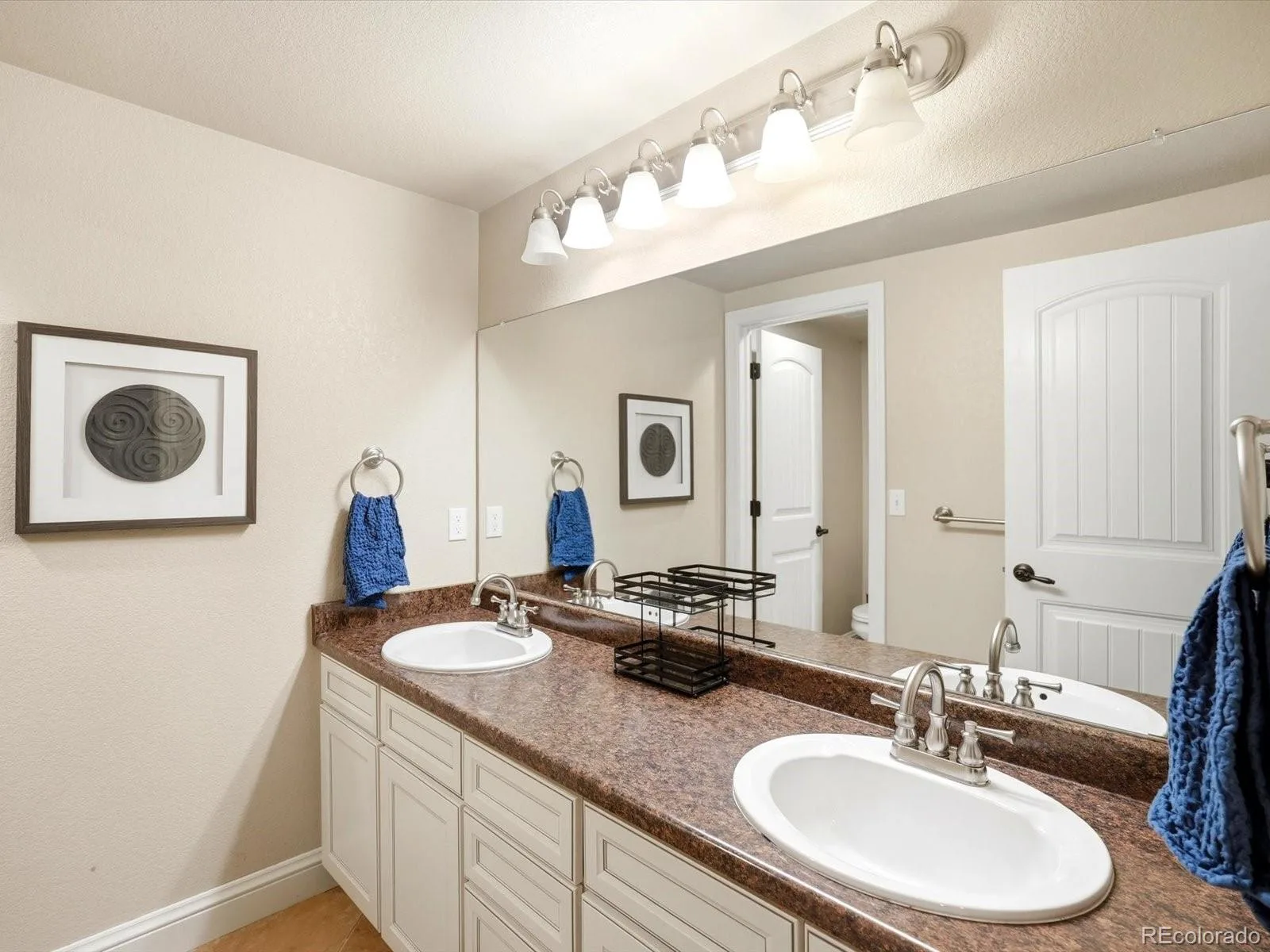 10215 W Wesley Drive Denver CO 80227 | MLS #REC4487149 08202026234449 1600 21