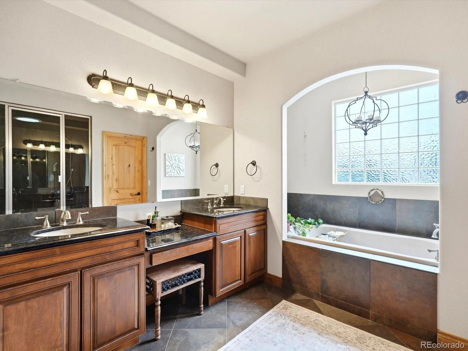 10215 W Wesley Drive Denver CO 80227 | MLS #REC4487149 08202026234449 1600 29