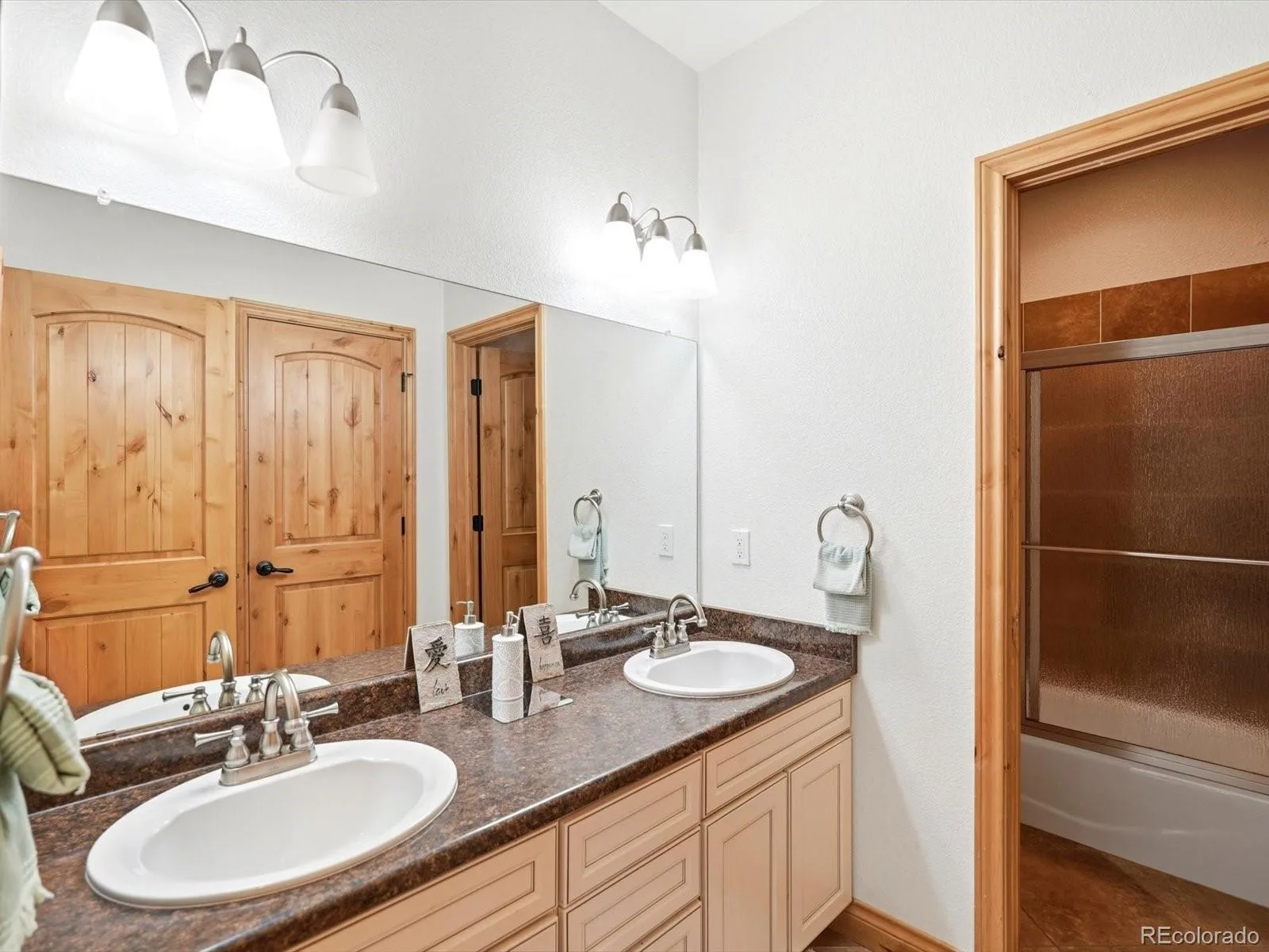 10215 W Wesley Drive Denver CO 80227 | MLS #REC4487149 08202026234449 1600 35
