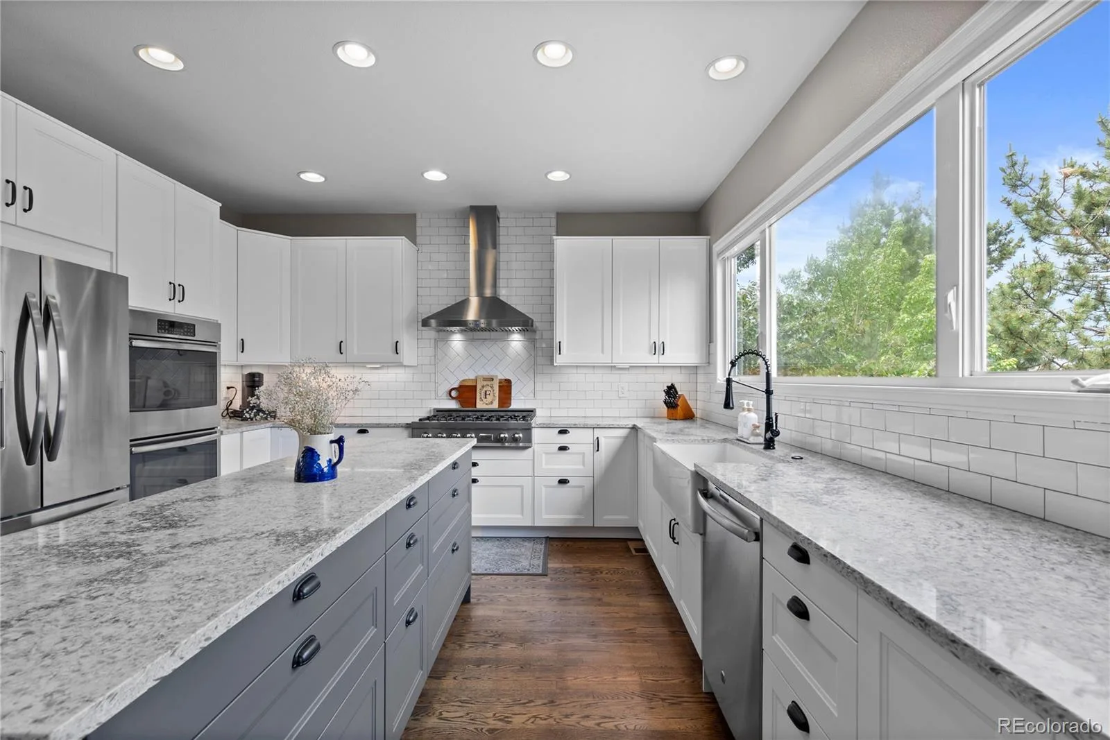 529 Rita Place Castle Pines CO 80108 MLS #REC4487205 06122026173832 1600 14
