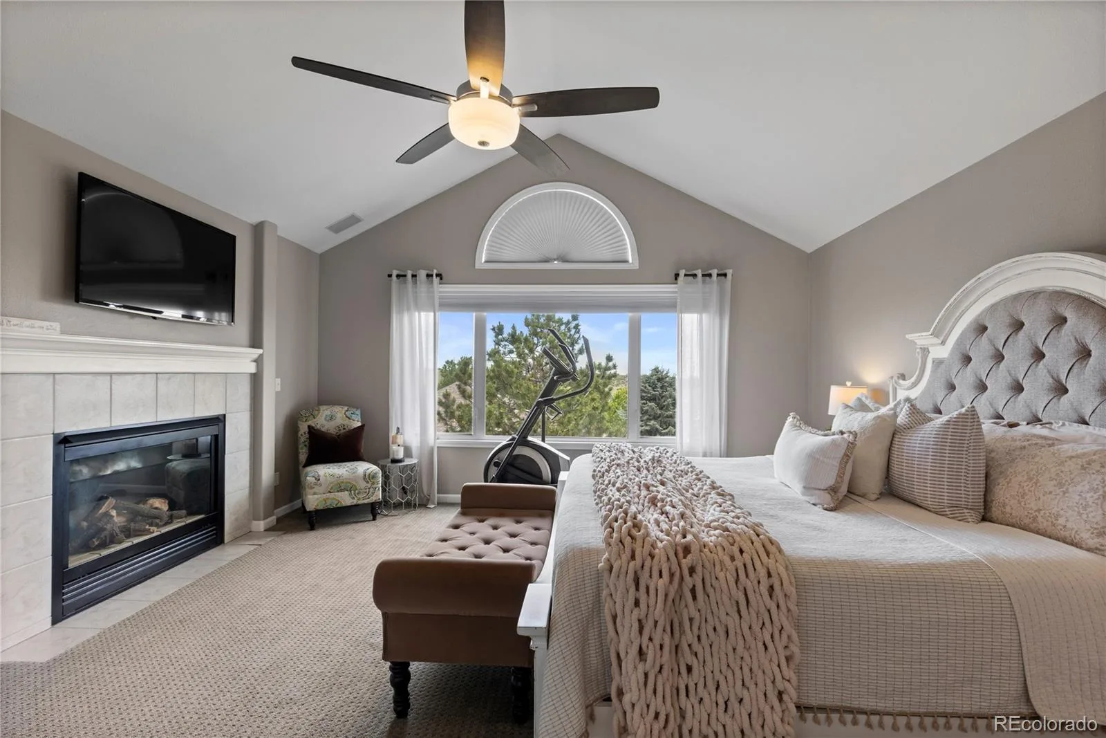 529 Rita Place Castle Pines CO 80108 MLS #REC4487205 06122026173832 1600 24