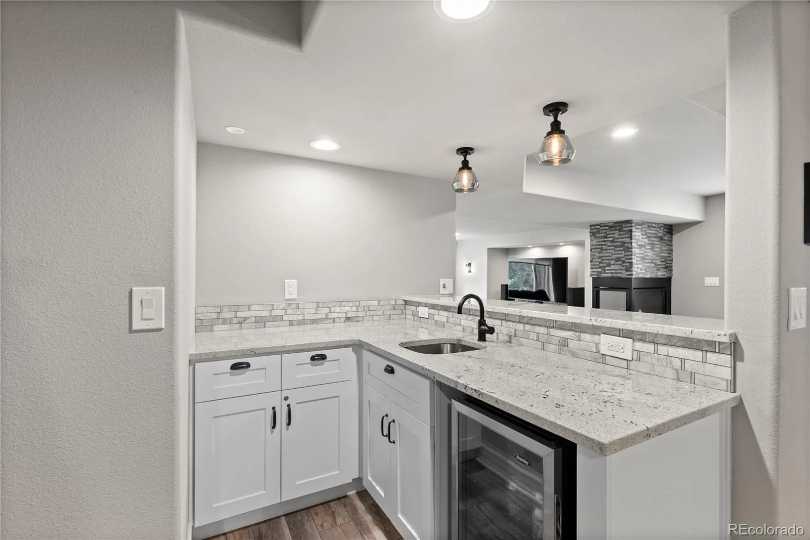 529 Rita Place Castle Pines CO 80108 MLS #REC4487205 06122026173832 1600 36