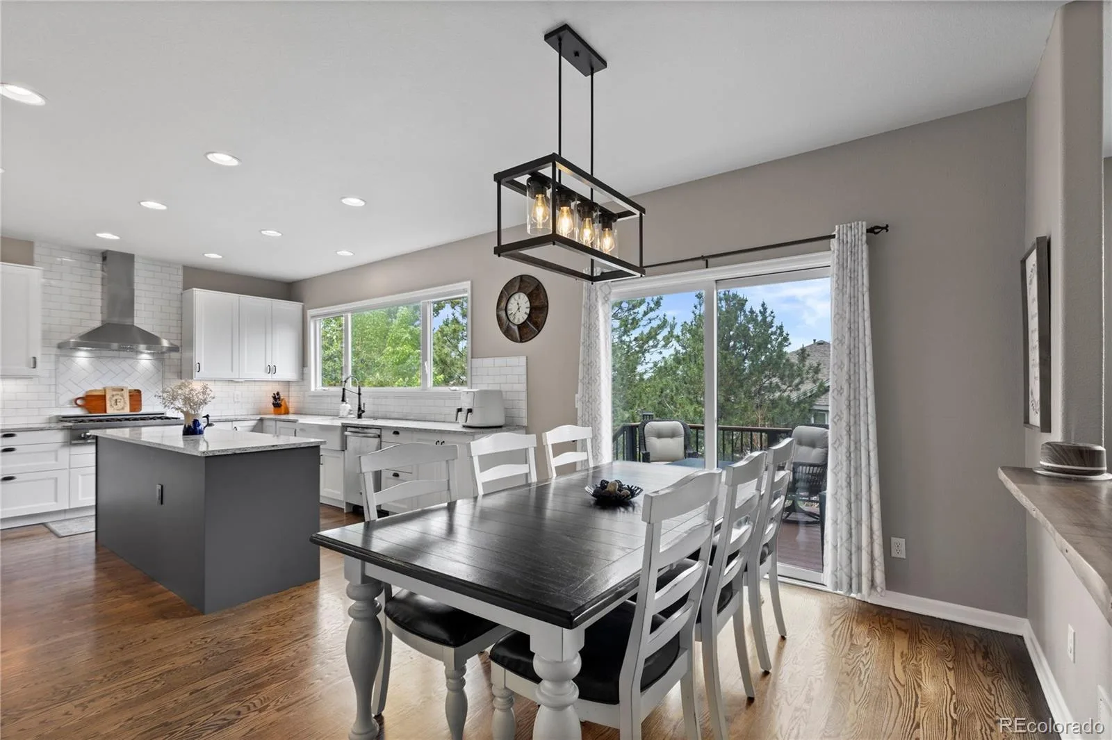 529 Rita Place Castle Pines CO 80108 MLS #REC4487205 06122026173832 1600 9