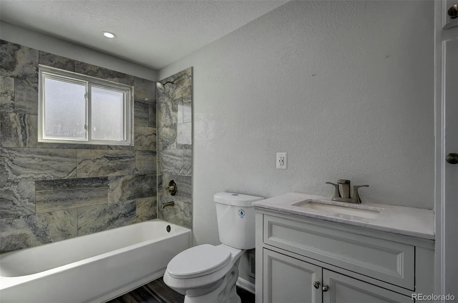 900 Evanston Street Aurora CO 80011 MLS #REC4488010 05122026160759 1600 20