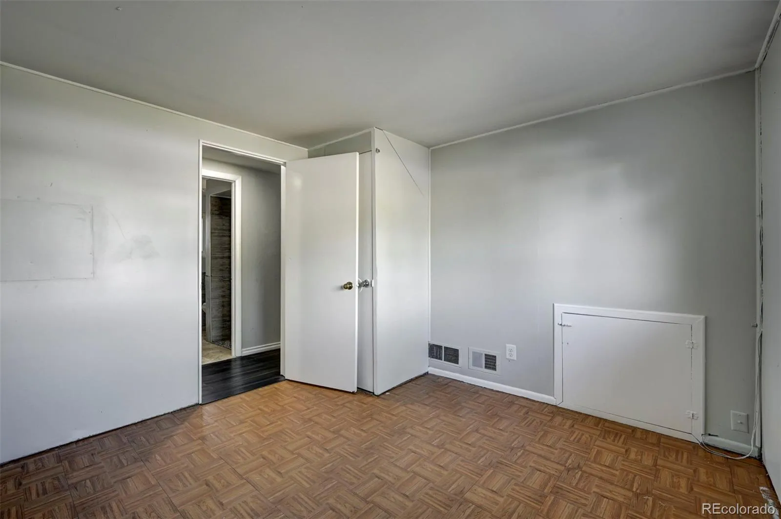 900 Evanston Street Aurora CO 80011 MLS #REC4488010 05122026160759 1600 28