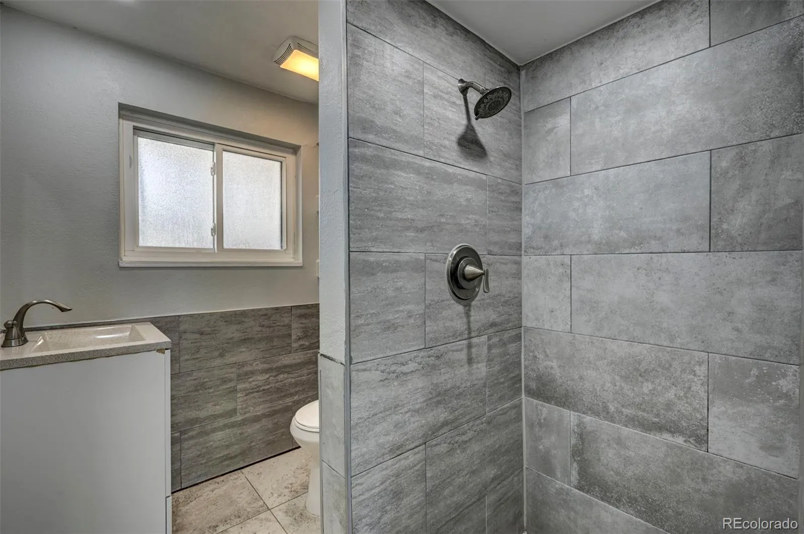900 Evanston Street Aurora CO 80011 MLS #REC4488010 05122026160759 1600 29