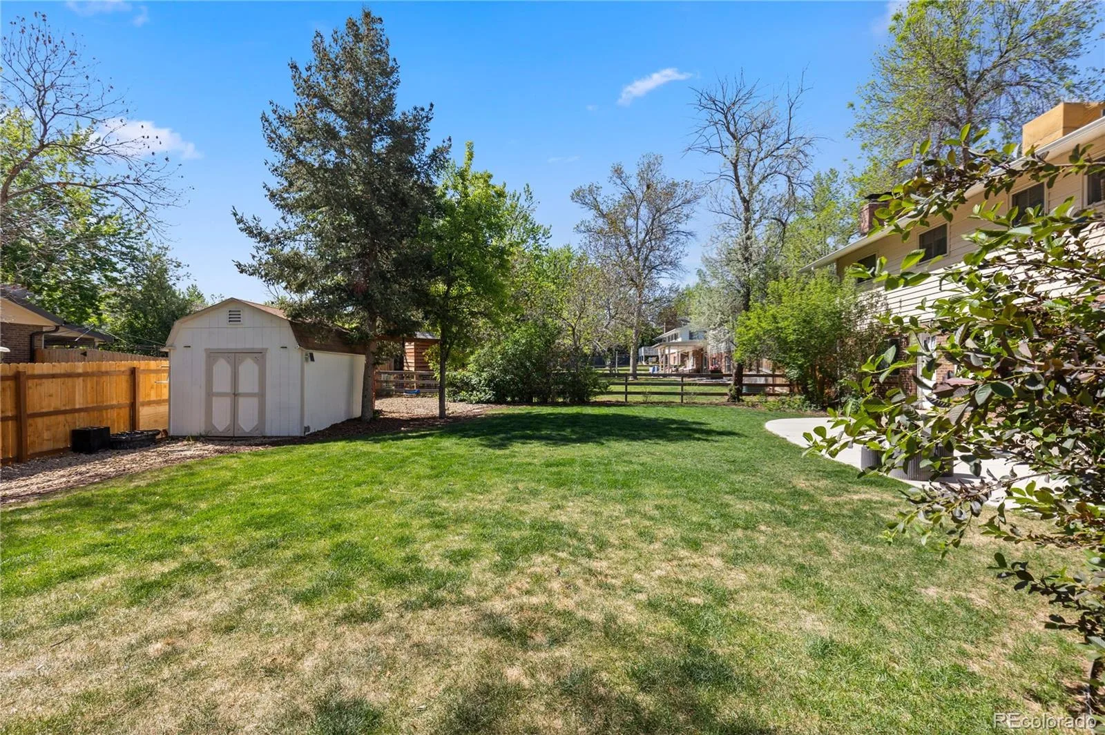 6852 S Spotswood Street Littleton CO 80120 | MLS #REC4488015 07162026223054 1600 36