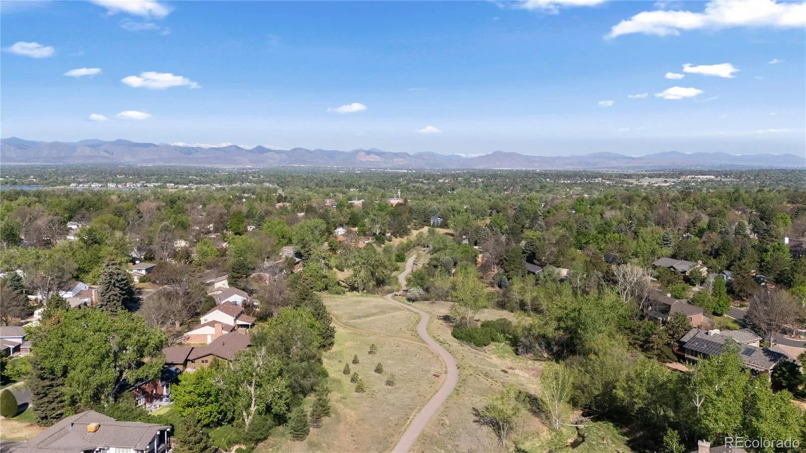 6852 S Spotswood Street Littleton CO 80120 | MLS #REC4488015 07162026223054 1600 39