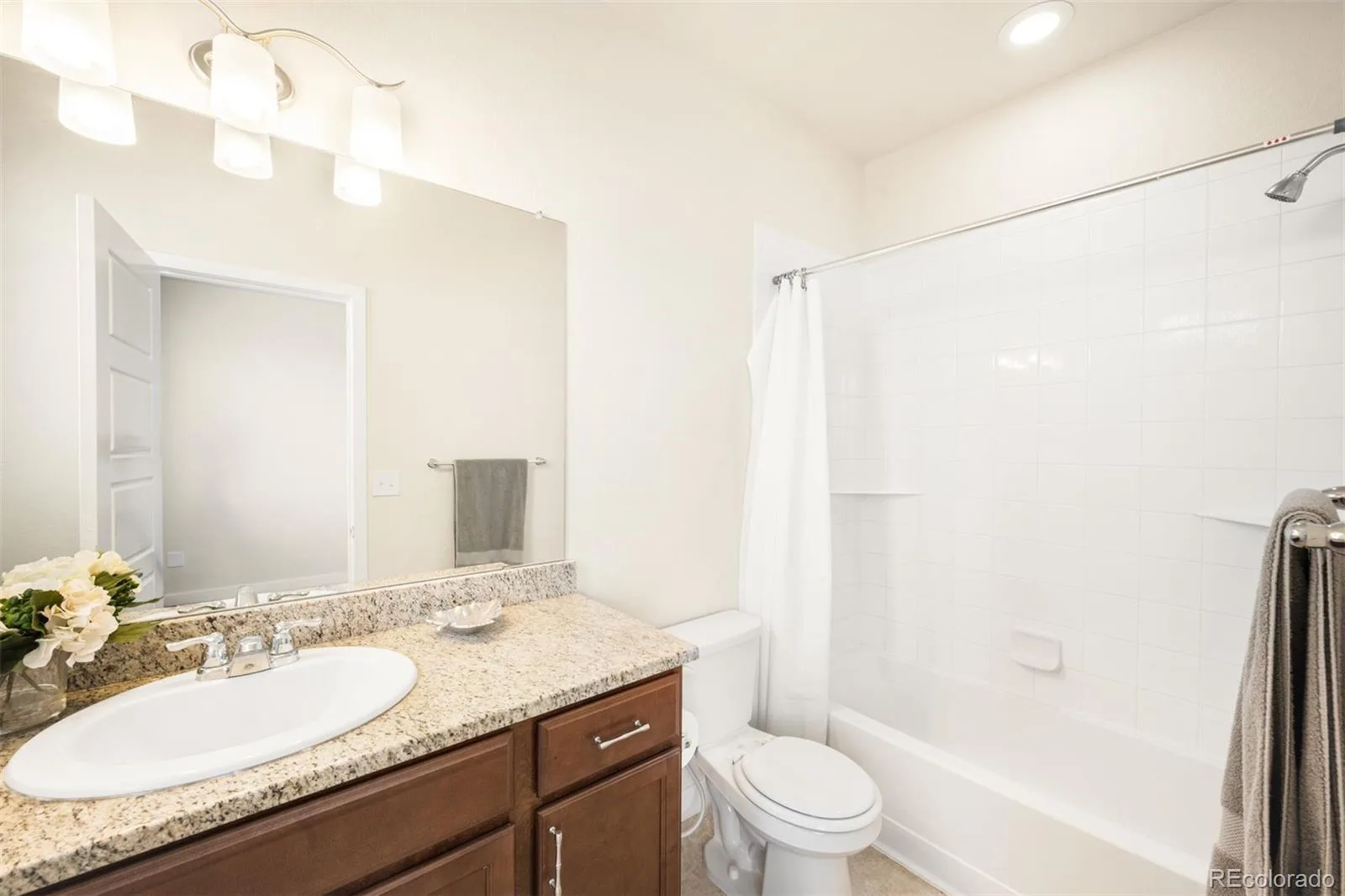 624 E Hinsdale Avenue Littleton CO 80122 | MLS #REC4492083 08282026193812 1600 13