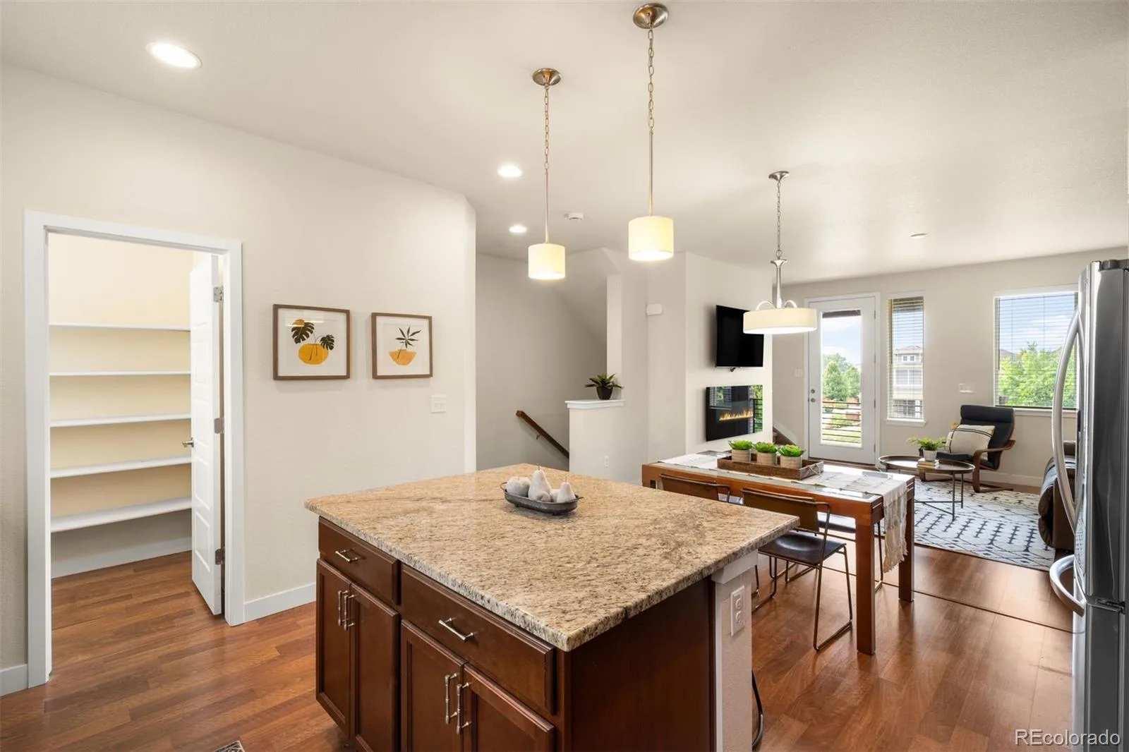 624 E Hinsdale Avenue Littleton CO 80122 | MLS #REC4492083 08282026193812 1600 4