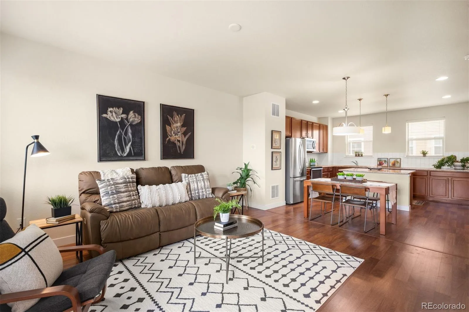 624 E Hinsdale Avenue Littleton CO 80122 | MLS #REC4492083 08282026193812 1600 9