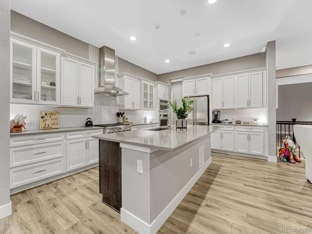 2083 Rim Ridge Drive Castle Rock CO 80108 | MLS #REC4493503 08262026180600 1200 10