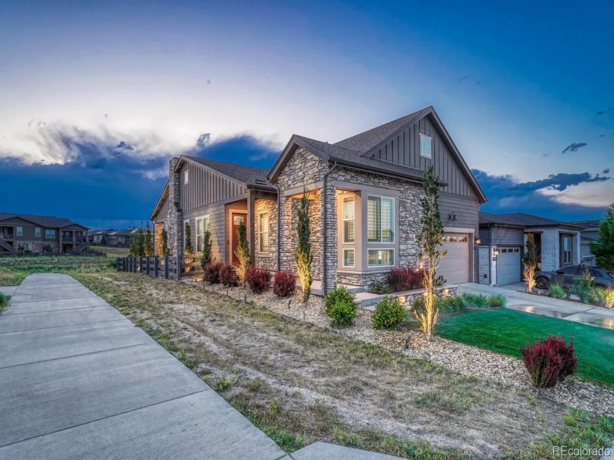 2083 Rim Ridge Drive Castle Rock CO 80108 | MLS #REC4493503 08262026180600 1200 2