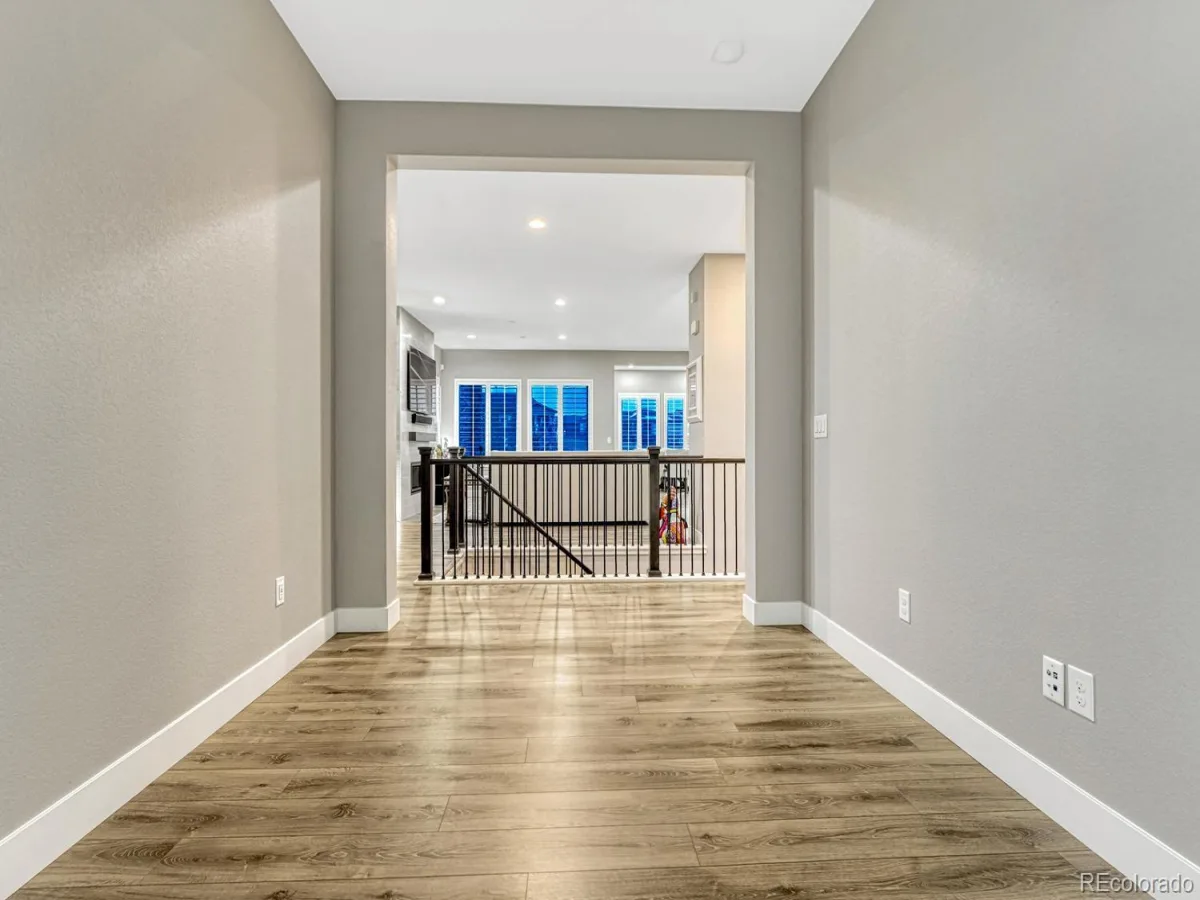 2083 Rim Ridge Drive Castle Rock CO 80108 | MLS #REC4493503 08262026180600 1200 5