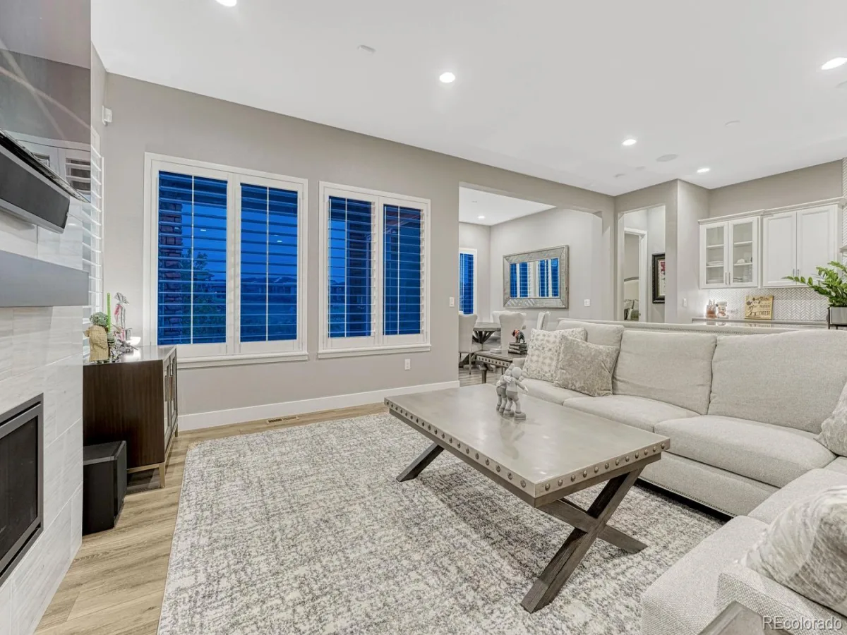 2083 Rim Ridge Drive Castle Rock CO 80108 | MLS #REC4493503 08262026180600 1200 6