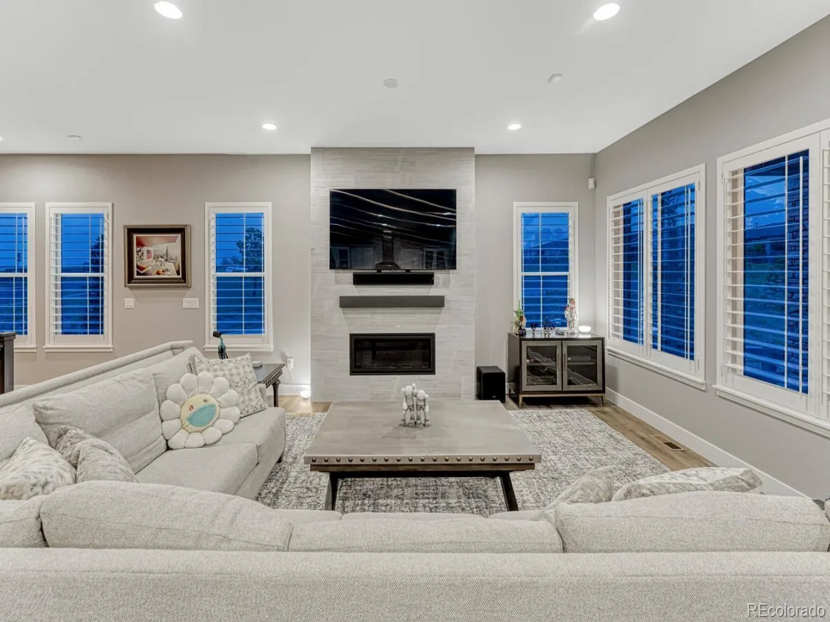 2083 Rim Ridge Drive Castle Rock CO 80108 | MLS #REC4493503 08262026180600 1200 7