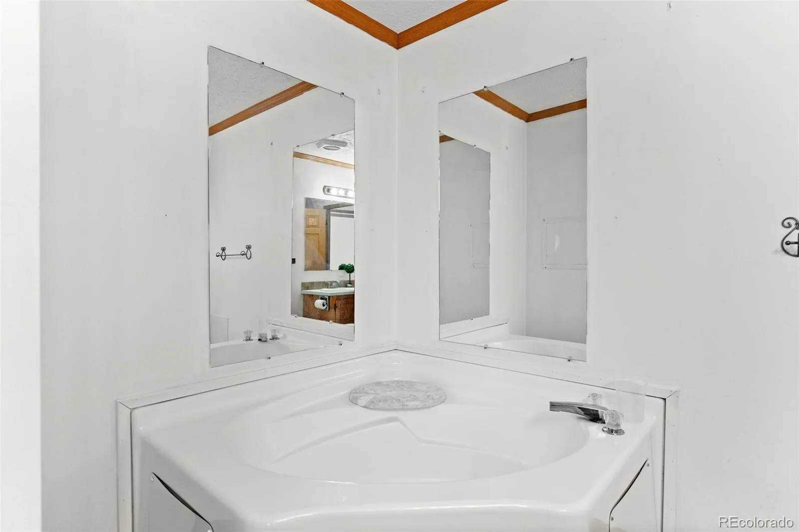 5690 W Bryant Street Denver CO 80221 | MLS #REC4493950 08292026205448 1600 15