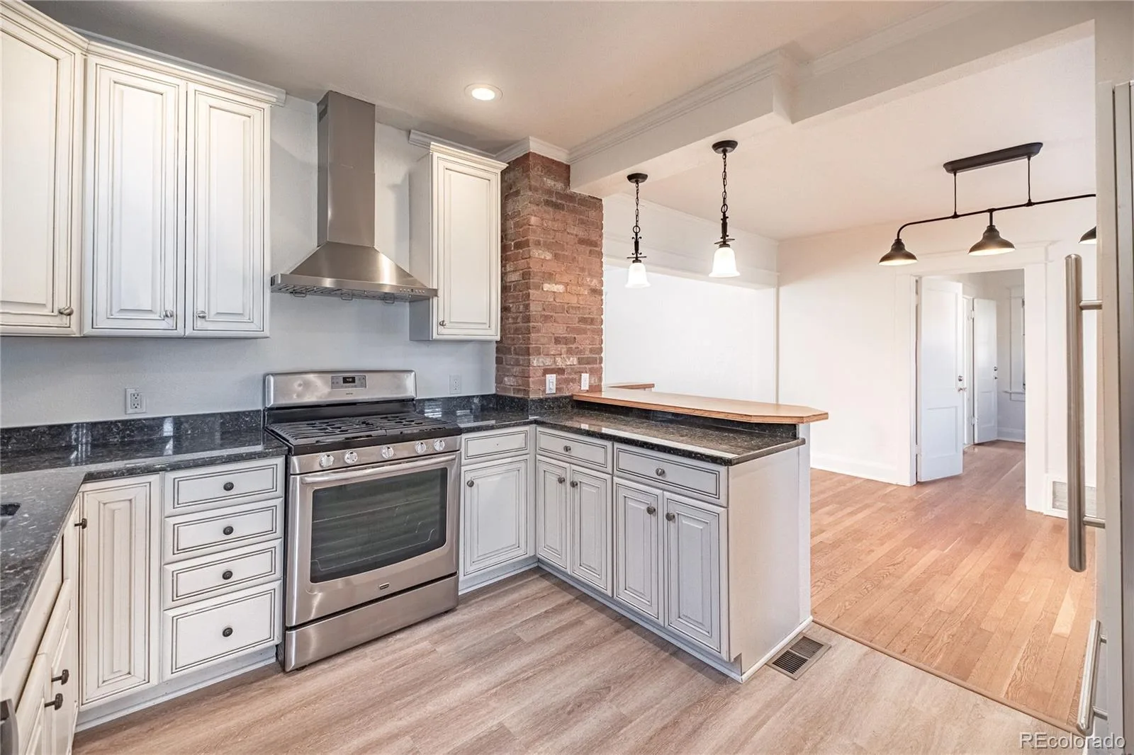 612 Harrison Street Denver CO 80206 | MLS #REC4494918 07152026200613 1600 13