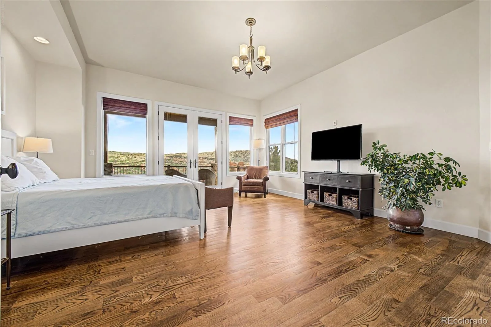 12767 Grizzly Drive Littleton CO 80127 | MLS #REC4495920 08202026132405 1600 19