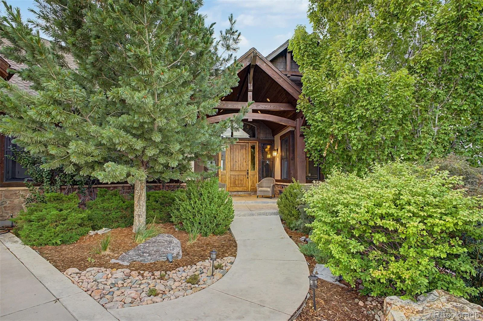 12767 Grizzly Drive Littleton CO 80127 | MLS #REC4495920 08202026132405 1600 2