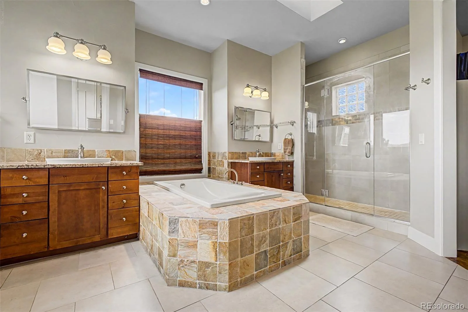 12767 Grizzly Drive Littleton CO 80127 | MLS #REC4495920 08202026132405 1600 23