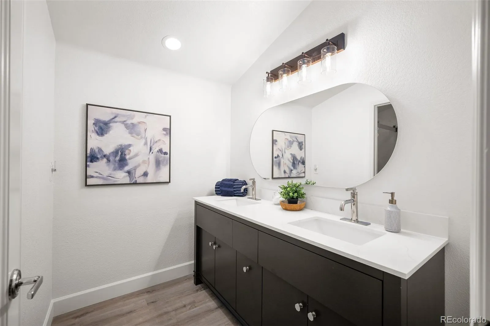 559 Jackson Street Denver CO 80206 MLS #REC4496209 04282026201952 1600 26